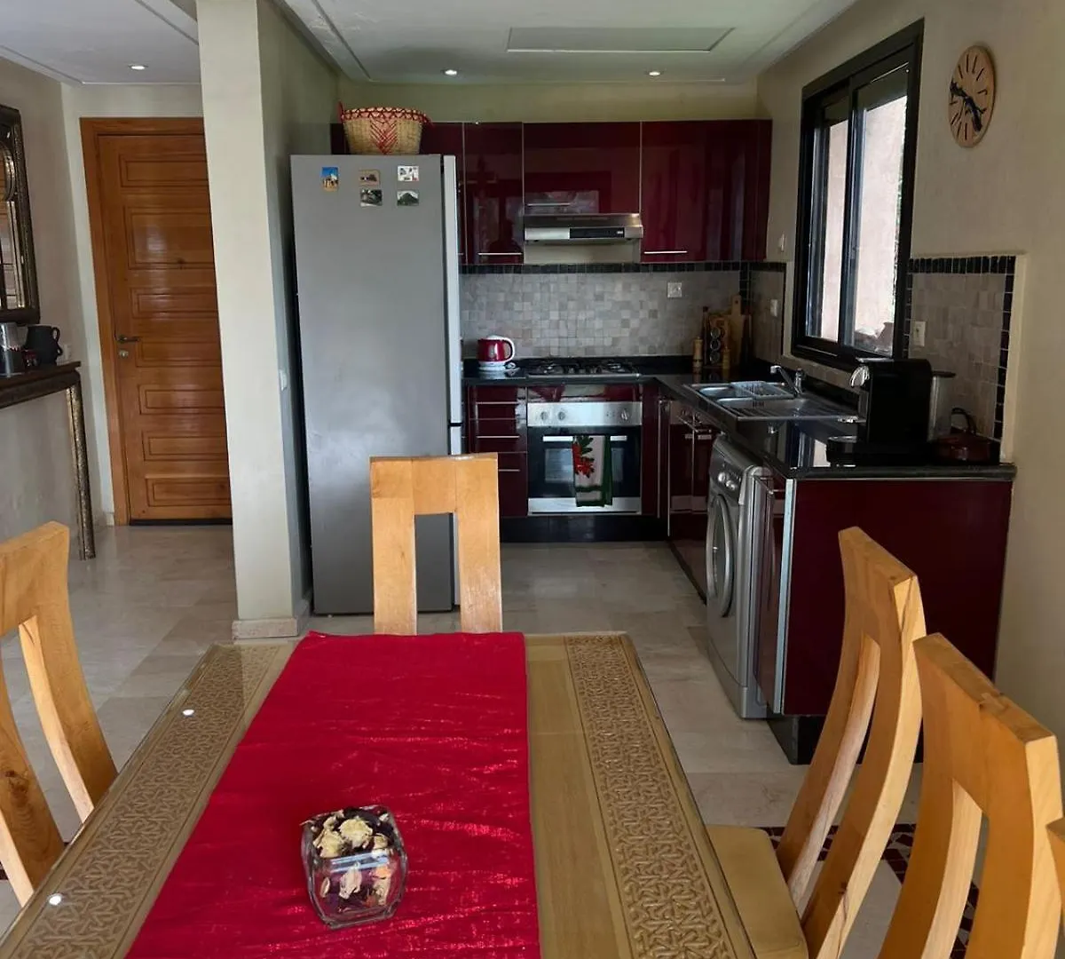 Apartment Appartement Elegant Avec Vue Sur Piscine Jardin Verdoyant Et Wifi Ultra Rapide Marrakesh
