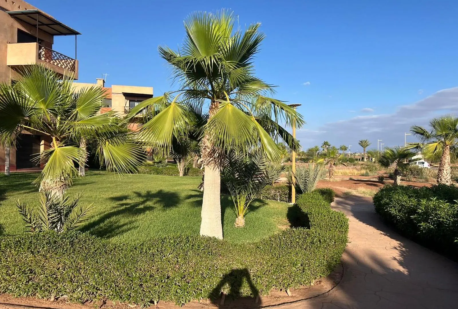 Appartement Elegant Avec Vue Sur Piscine Jardin Verdoyant Et Wifi Ultra Rapide Marrakesh 0*,  Morocco